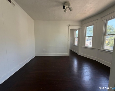 35 Irvington Street - Photo Thumbnail 4