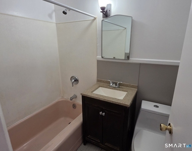 148 Sisson Street - Photo Thumbnail 6