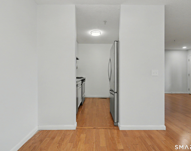 2 Redwood Lane - Photo Thumbnail 16