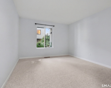 2 Redwood Lane - Photo Thumbnail 26