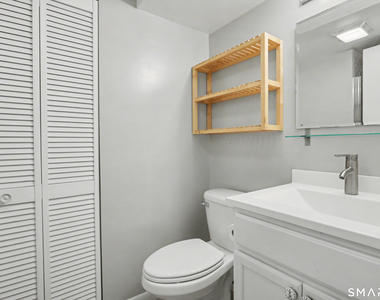 2 Redwood Lane - Photo Thumbnail 10