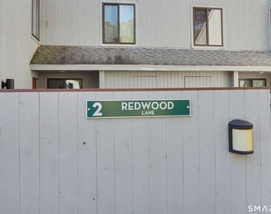 2 Redwood Lane - Photo Thumbnail 6