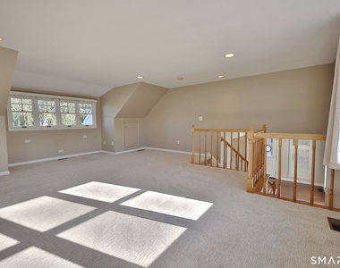 14 Maple Avenue - Photo Thumbnail 9