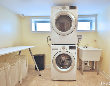 14 Maple Avenue - Photo Thumbnail 21