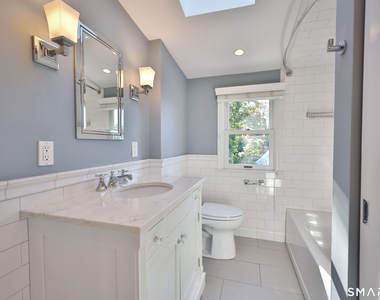 14 Maple Avenue - Photo Thumbnail 17