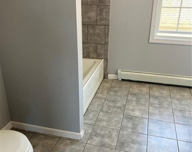 41-43 Webster Street - Photo Thumbnail 8