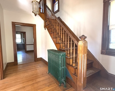 185 Curtis Street - Photo Thumbnail 2