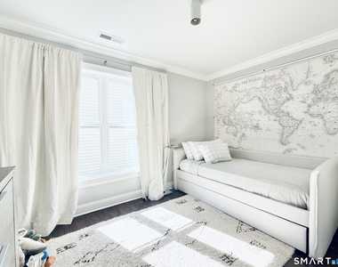 35 Terrace Place - Photo Thumbnail 24