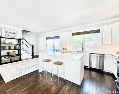 35 Terrace Place - Photo Thumbnail 1