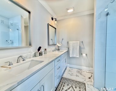 35 Terrace Place - Photo Thumbnail 21
