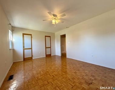 49 Broadway - Photo Thumbnail 8