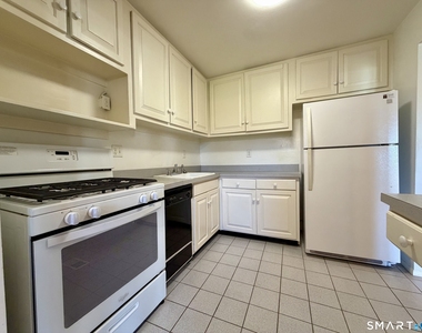 49 Broadway - Photo Thumbnail 4