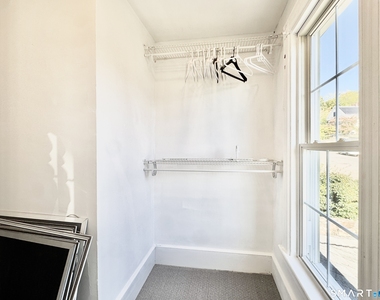 44 Highview Avenue - Photo Thumbnail 9