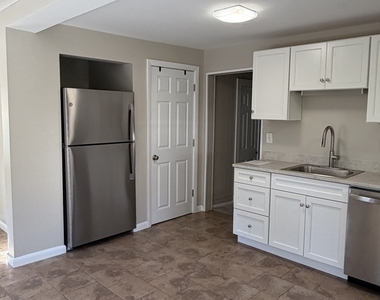 52 Millstone Road - Photo Thumbnail 3