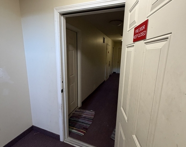 63 Glade Street - Photo Thumbnail 3