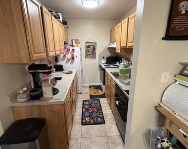 63 Glade Street - Photo Thumbnail 9