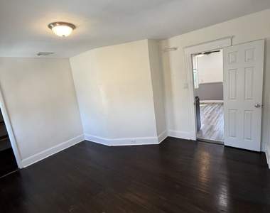 31 Richmond Avenue - Photo Thumbnail 10