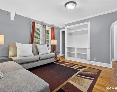 240 Derby Avenue - Photo Thumbnail 6