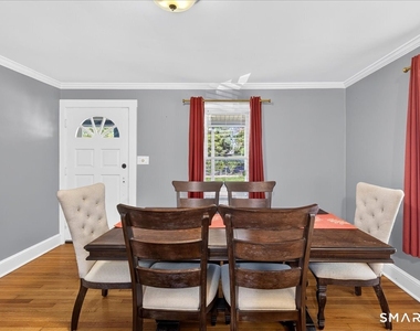 240 Derby Avenue - Photo Thumbnail 5