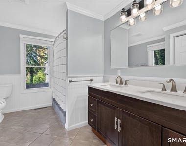 240 Derby Avenue - Photo Thumbnail 21