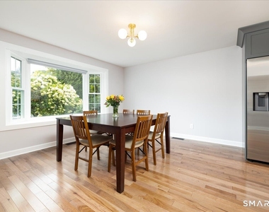 27 Hale Street - Photo Thumbnail 8