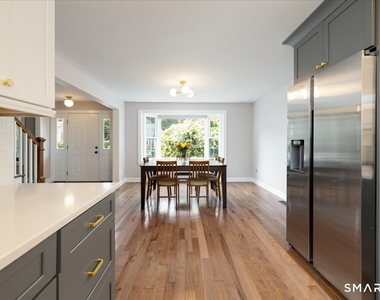 27 Hale Street - Photo Thumbnail 13