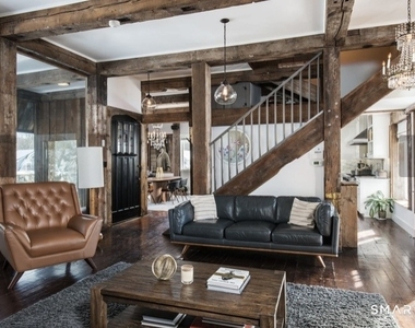 5 Deerfield Road - Photo Thumbnail 4