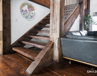 5 Deerfield Road - Photo Thumbnail 6