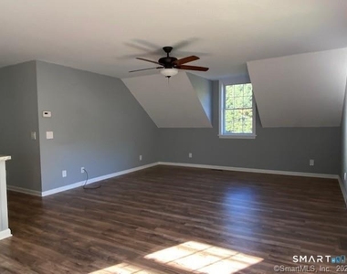 222 Judd Road - Photo Thumbnail 5