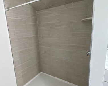 222 Judd Road - Photo Thumbnail 10