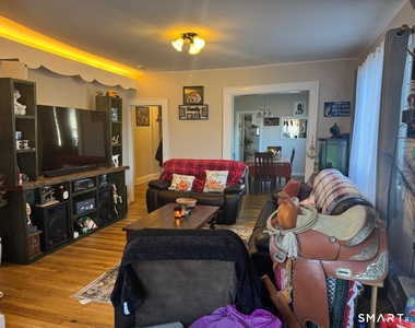15 Rose Street - Photo Thumbnail 3