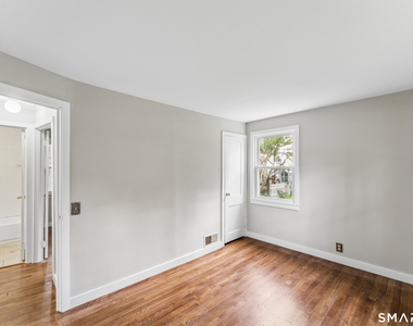 4 Elgin Avenue - Photo Thumbnail 11