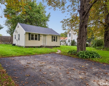 4 Elgin Avenue - Photo Thumbnail 1