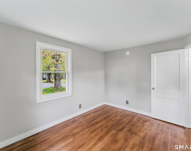4 Elgin Avenue - Photo Thumbnail 10