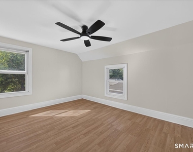 22 Hine Street - Photo Thumbnail 19