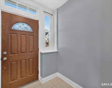 22 Hine Street - Photo Thumbnail 2
