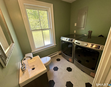 165 Whitfield Street - Photo Thumbnail 17