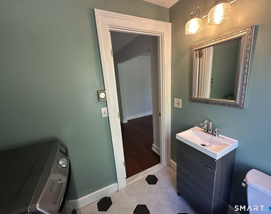 165 Whitfield Street - Photo Thumbnail 18