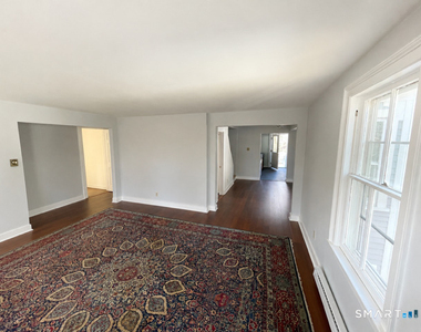 165 Whitfield Street - Photo Thumbnail 16