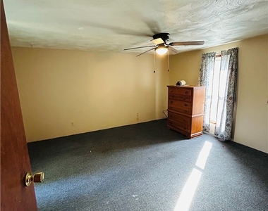 50 Brookside Ave - Photo Thumbnail 12