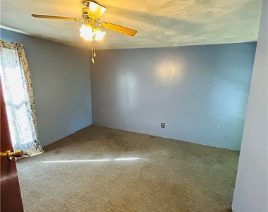 50 Brookside Ave - Photo Thumbnail 11