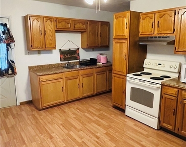 50 Brookside Ave - Photo Thumbnail 5