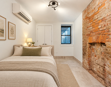 20 Rockwell Place - Photo Thumbnail 4