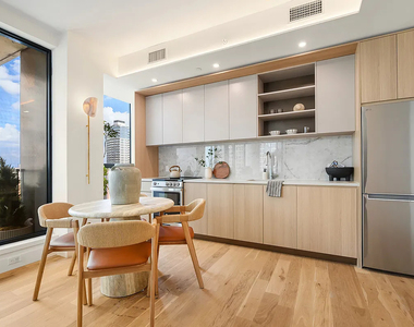 20 Rockwell Place - Photo Thumbnail 1