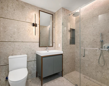 20 Rockwell Place - Photo Thumbnail 4