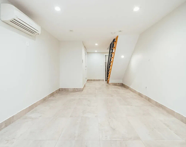 1465 Bushwick Avenue - Photo Thumbnail 12