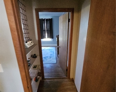 94 Perrine Street - Photo Thumbnail 12