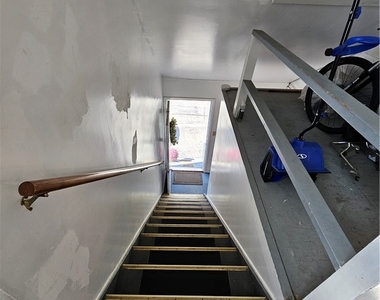 94 Perrine Street - Photo Thumbnail 2
