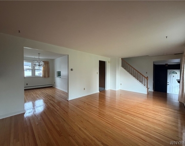 119 Kaymar Drive - Photo Thumbnail 2
