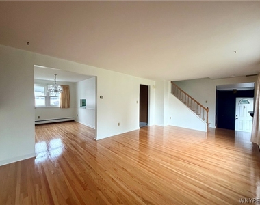 119 Kaymar Drive - Photo Thumbnail 6